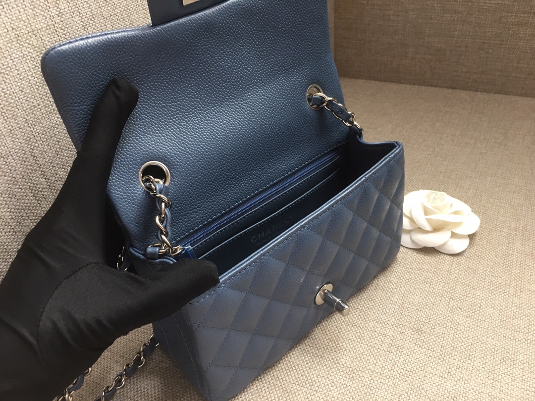 Small Classic Flap Caviar Bag A01116 Dark Blue/Silver